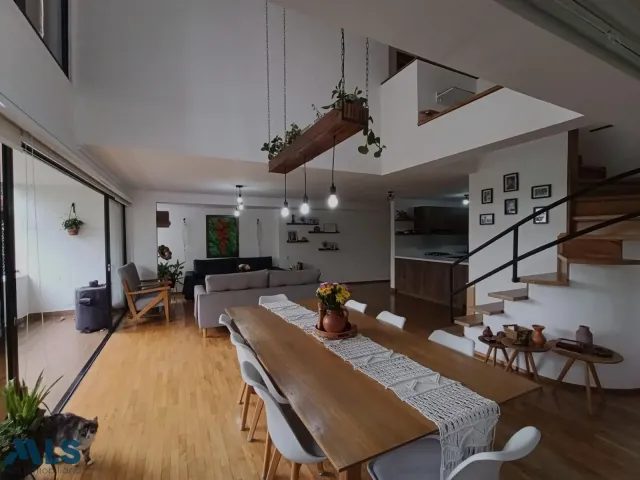 Apartamento en Medellín en La Aguacatala