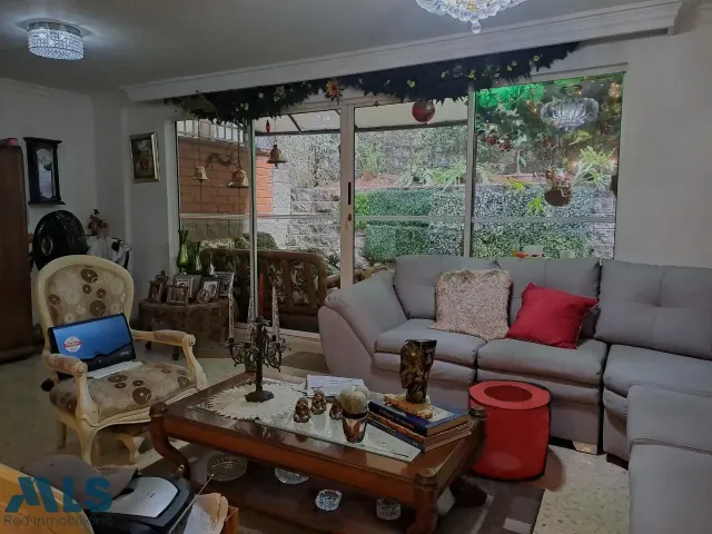 Casa en Medellín en Castropol