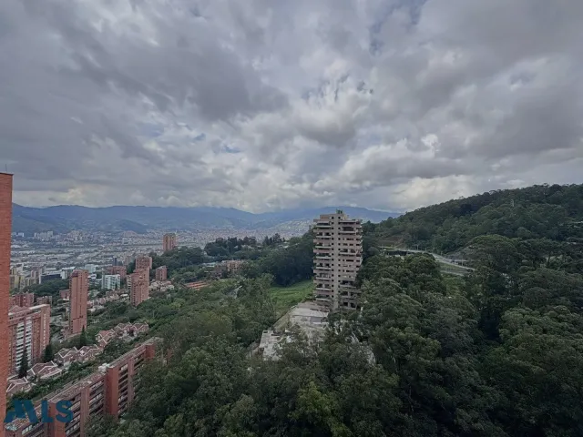 Apartamento en Medellín en Las Palmas