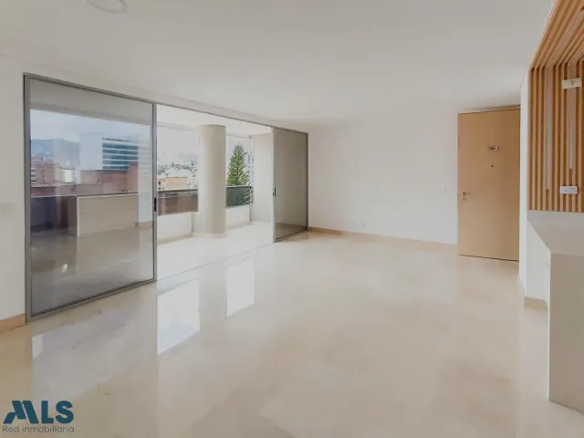 Apartamento en Medellín en Laureles