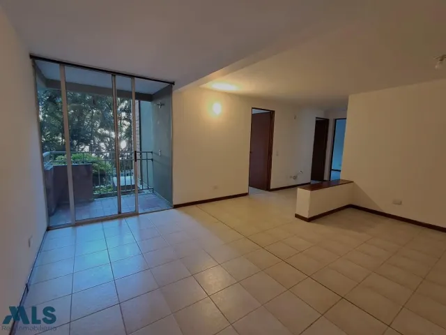 Apartamento en Medellín en Santa Maria de los Angeles
