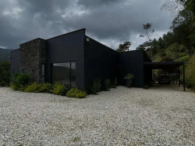 Finca Recreativa en El Retiro en Corredor la Fe - El Retiro