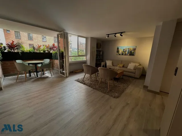 Apartamento en Medellín en Provenza