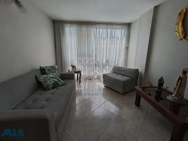 Apartamento en Medellín en Estadio