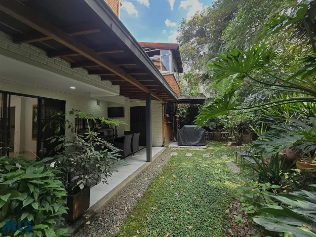 Casa en Medellín en Loma Los Gonzalez
