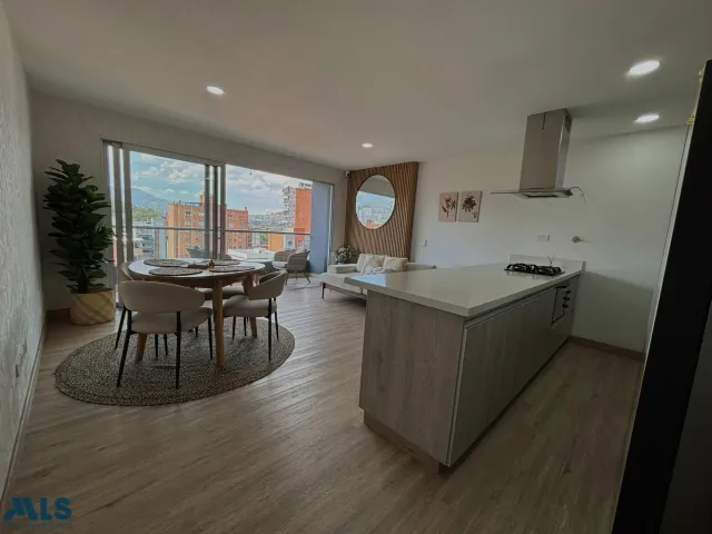 Apartamento en Medellín en Conquistadores