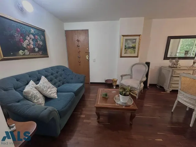 Apartamento en Medellín en La Aguacatala