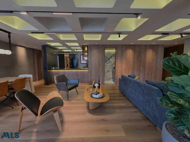 Apartamento en Medellín en Loma de los Parra