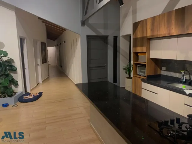 Finca Recreativa en Venecia en V. El Rincón