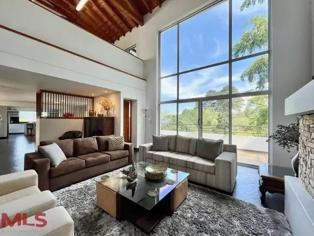 Casa en Envigado en El Chocho