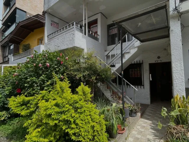 Casa en Medellín en Manila