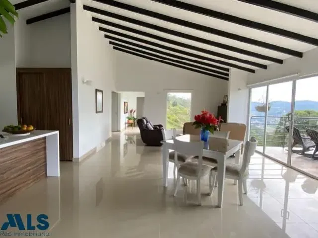 Casa en La Estrella en Sector Variante a Caldas
