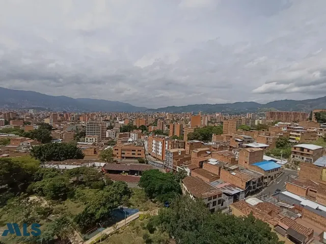 Apartamento en Medellín en Ferrini