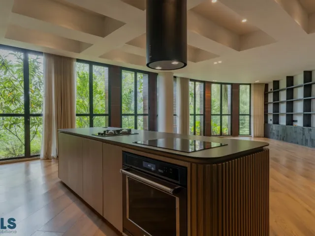 Apartamento en Medellín en El Tesoro