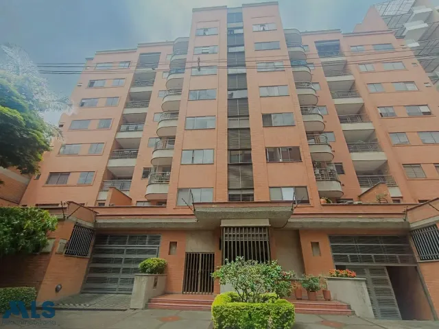 Apartamento en Medellín en Conquistadores