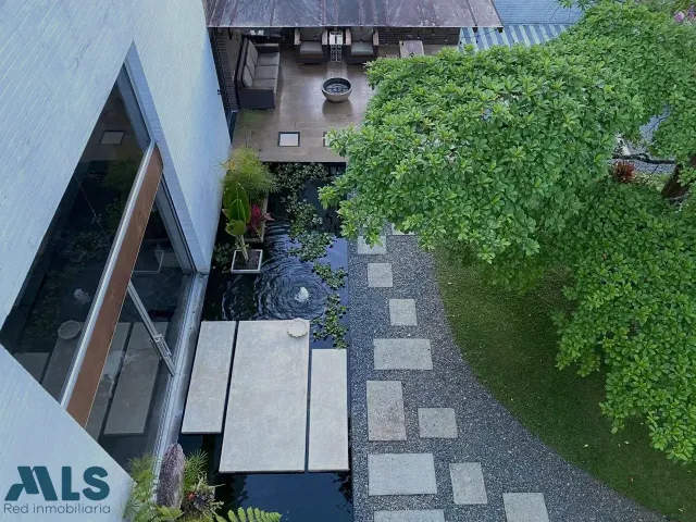 Casa en Medellín en Alto de Las Palmas