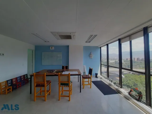 Oficina en Medellín en La Aguacatala