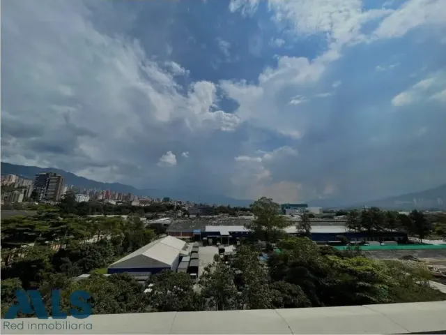 Apartamento en Medellín en Ciudad del Rio