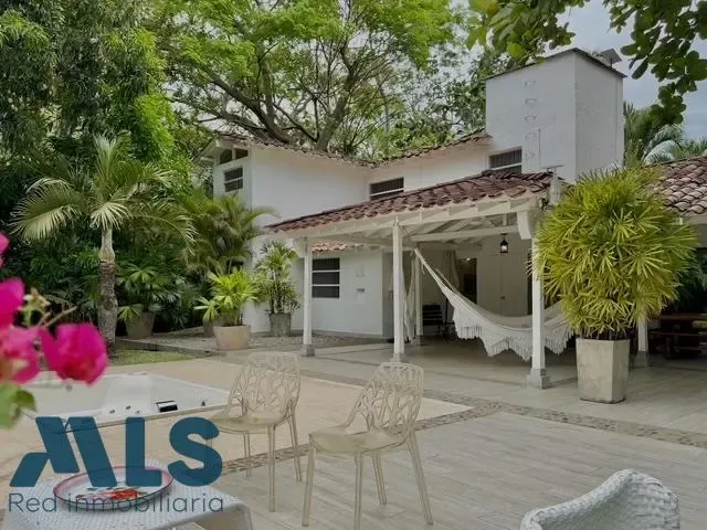 Finca Recreativa en Santa Fe de Antioquia en V. El Espinal