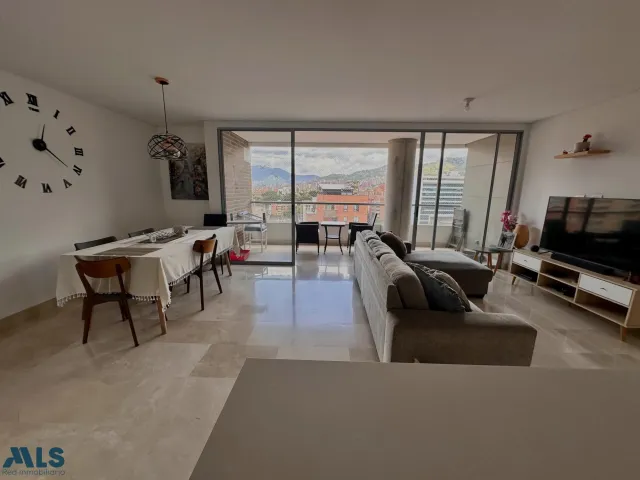Apartamento en Medellín en Santa Teresita