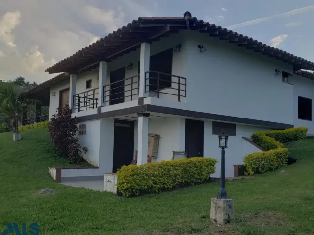 Finca Recreativa en Barbosa en V. La Calda