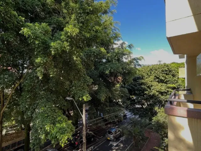 Apartamento en Medellín en Laureles