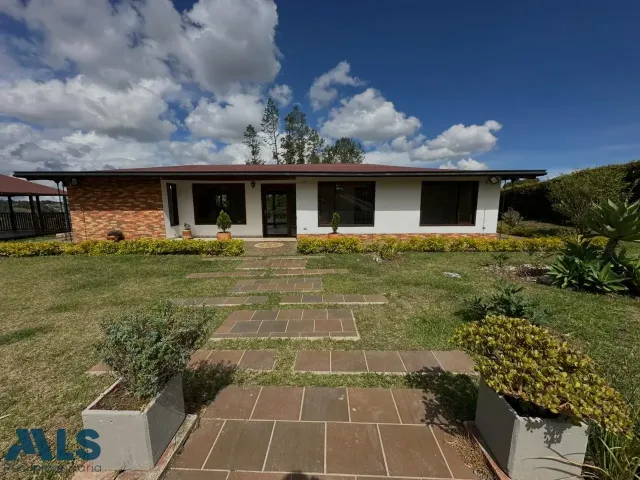 Lote Residencial en Guarne en V. Piedras blancas