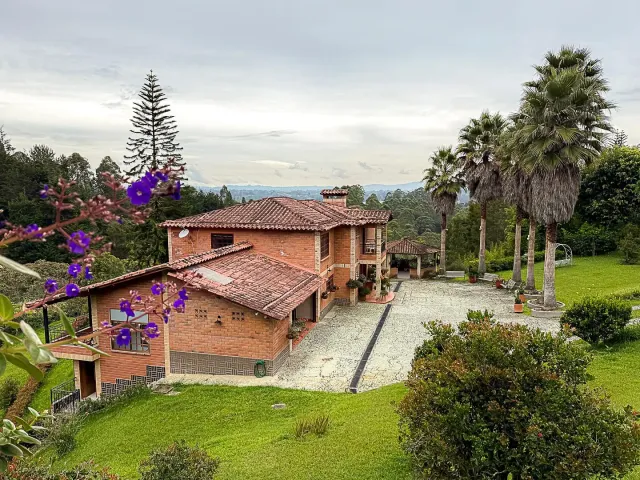 Peace, Nature, and Strategic Location in Eastern Antioquia-For Sale and Rent in Sierras de Mayarí, Rionegro