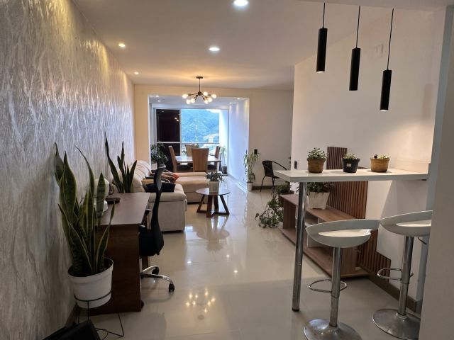 Apartamento en venta de 102 m² en Sabaneta – Edificio San Basilio P.H.