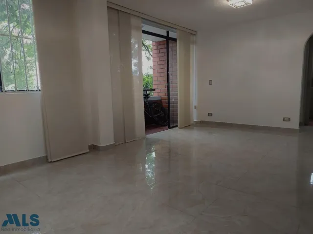 Apartamento en Medellín en Loma del Indio