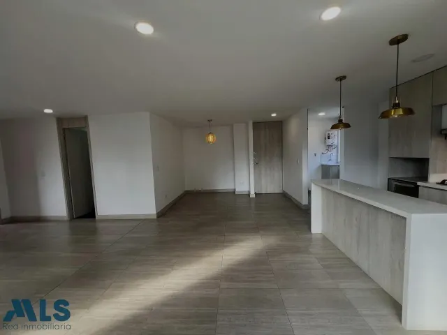 Apartamento en Sabaneta en Alto de Las Flores