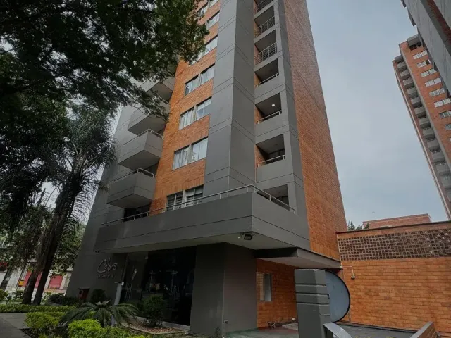 Apartamento en Medellín en Los Colores