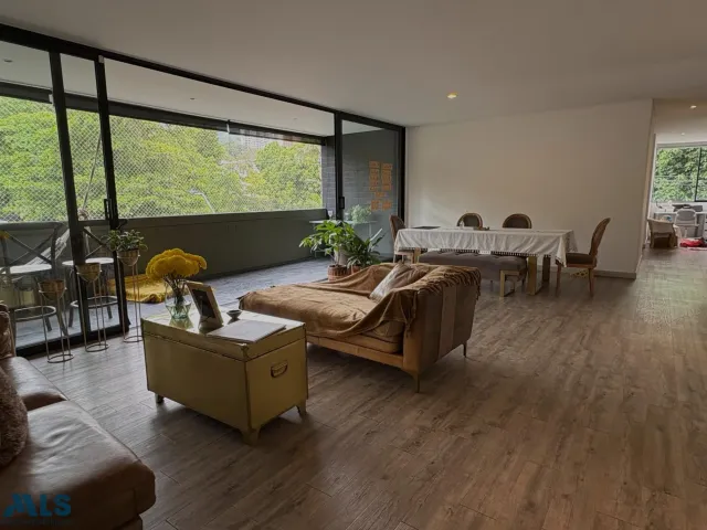 Apartamento en Envigado en La Abadía