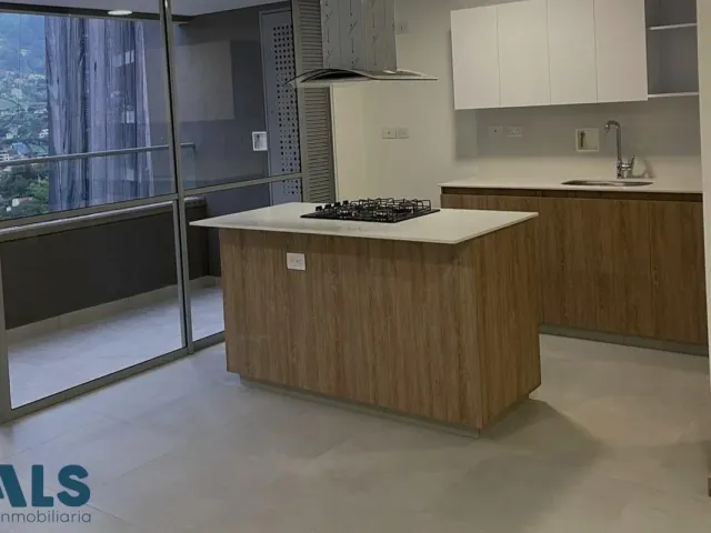 Apartamento en Sabaneta en Loma de San Jose