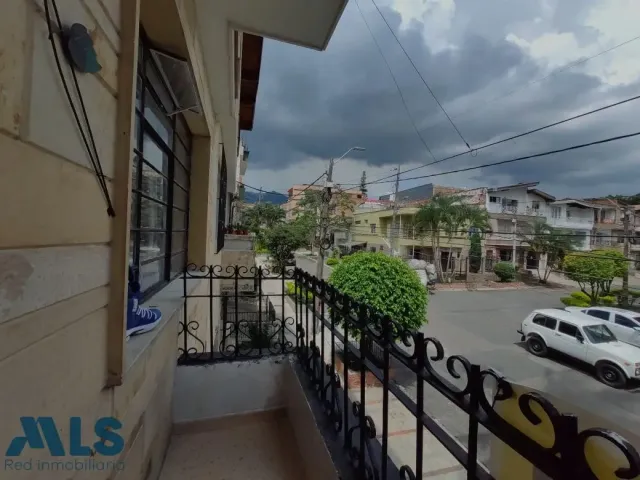 Apartamento en Medellín en Miravalle