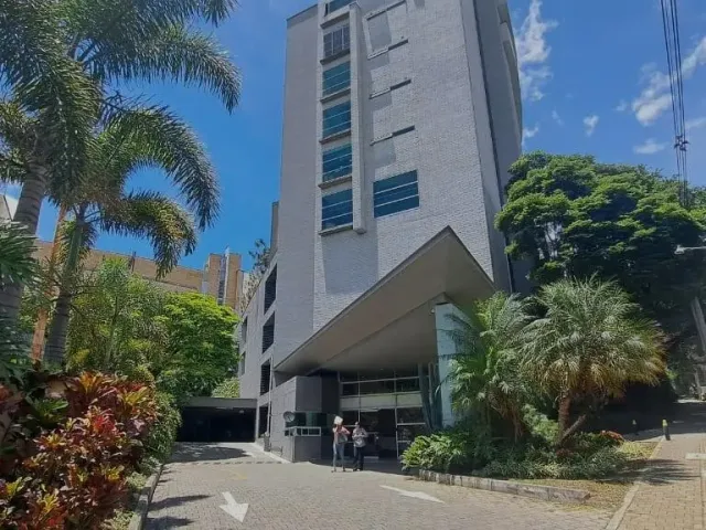 Apartamento en Medellín en Oviedo