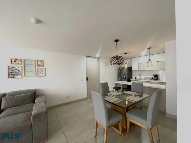 Apartamento en Sabaneta en Alto de Las Flores
