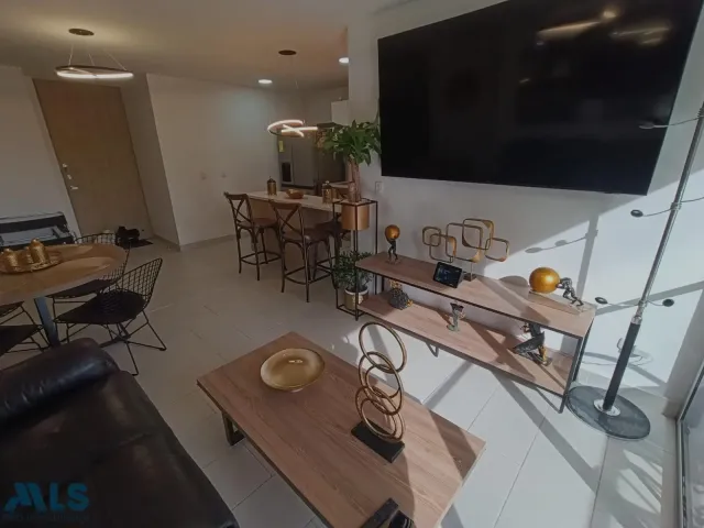 Apartamento en Medellín en Los Colores