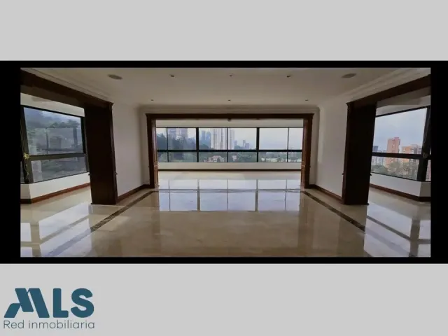 Apartamento en Medellín en El Tesoro