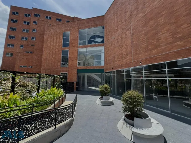 Local Comercial en Medellín en Los Pinos
