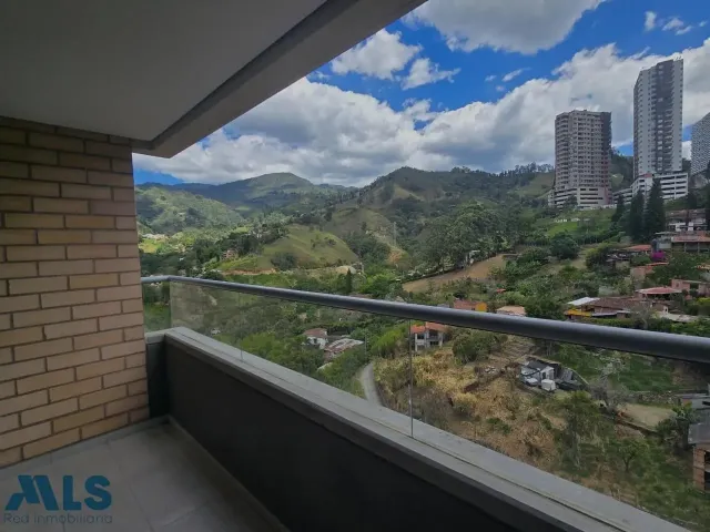 Apartamento en Sabaneta en Loma de San Jose