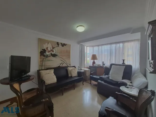 Apartamento en Medellín en Belén Rosales