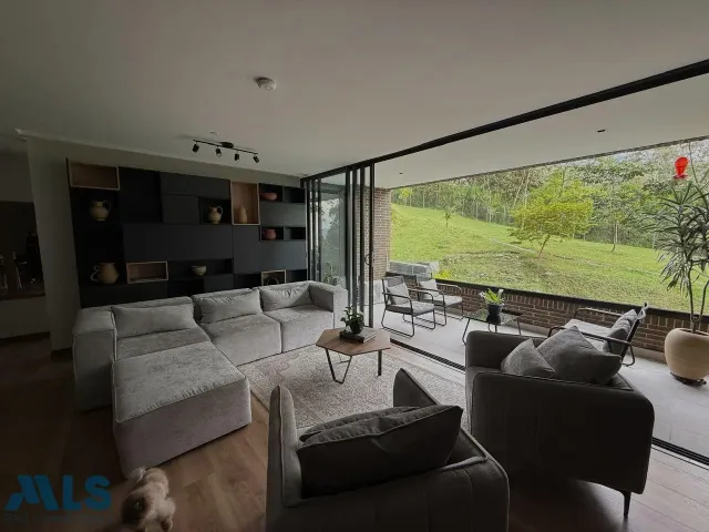 Apartamento en Medellín en Las Palmas