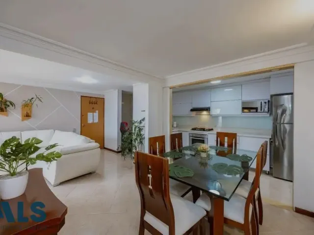 Apartamento en Medellín en Castropol