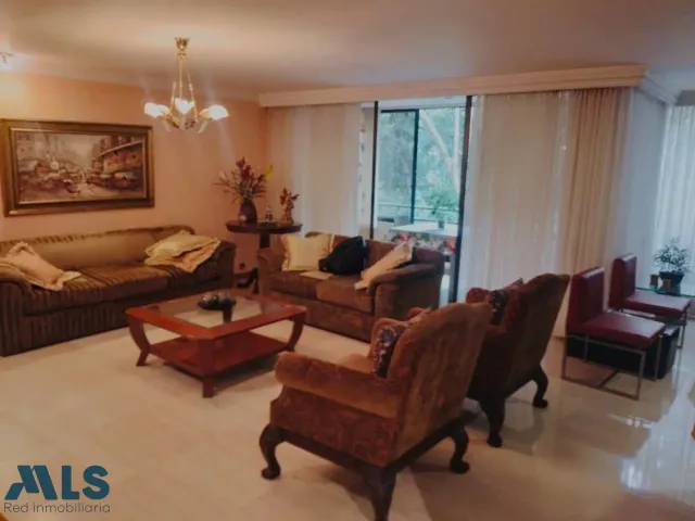 Apartamento en Medellín en Milla de oro