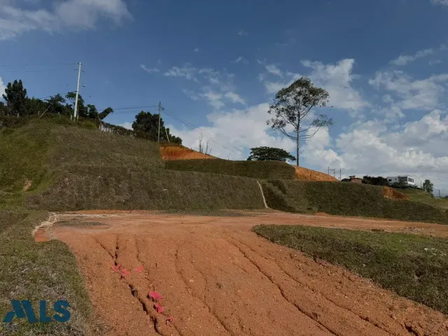 Lote Residencial en Rionegro en V. Cimarronas (Rionegro)