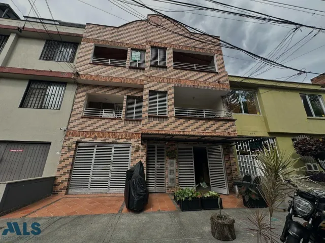 Apartamento en Medellín en Belén Rosales