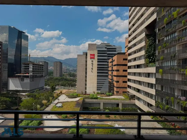 Apartamento en Medellín en Ciudad del Rio