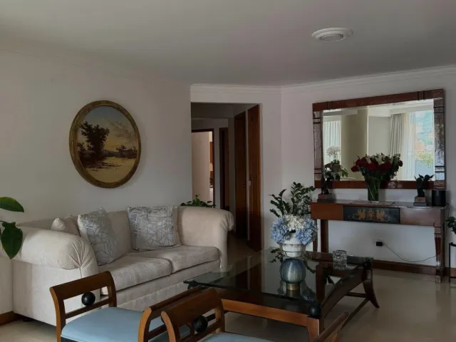 Apartamento en Medellín en Laureles