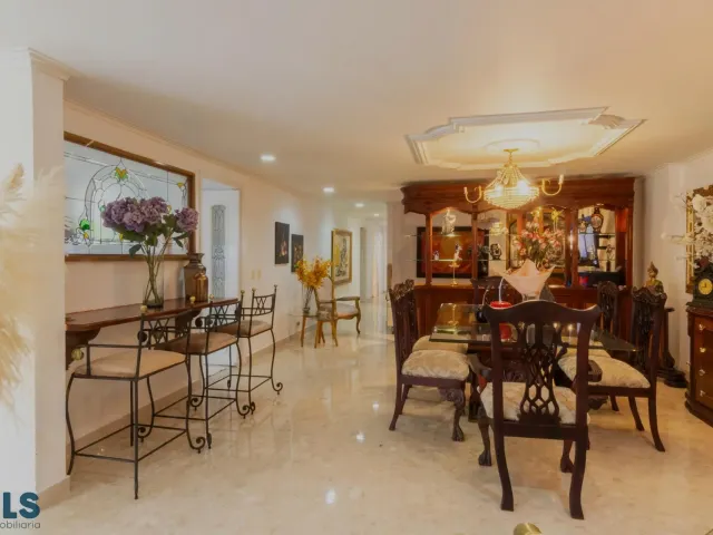 Apartamento en Medellín en Milla de oro